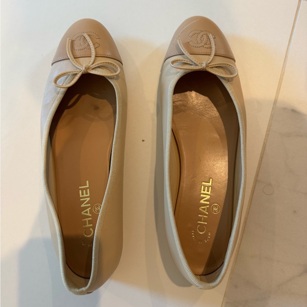CHANEL Beige and Tan Ballet Flats